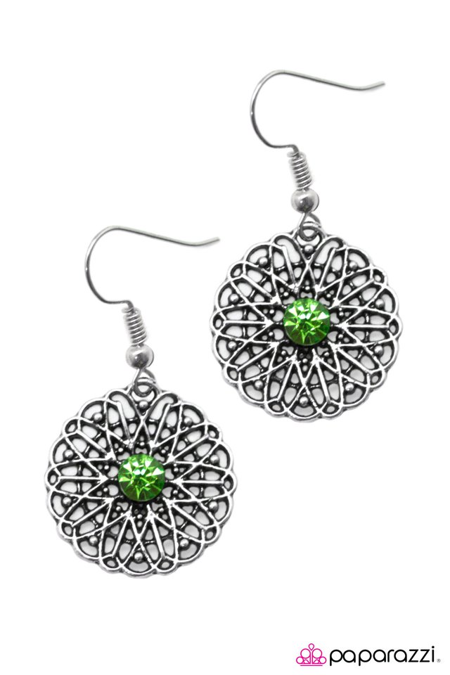 Paparazzi ♥ Take Me Sailing - Green ♥ Earrings