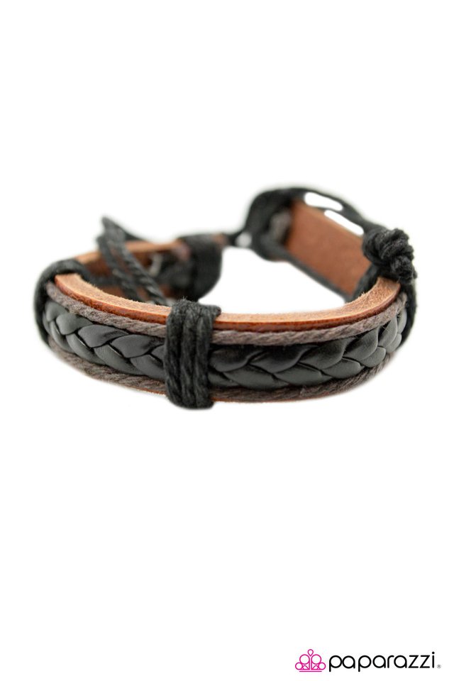 Paparazzi ♥ Outdoor Adventures - Black ♥ Bracelet