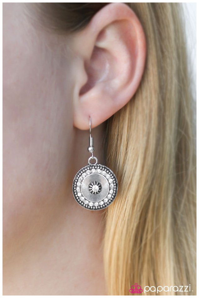 glitter-bug-white-p5re-wtxx-087xx