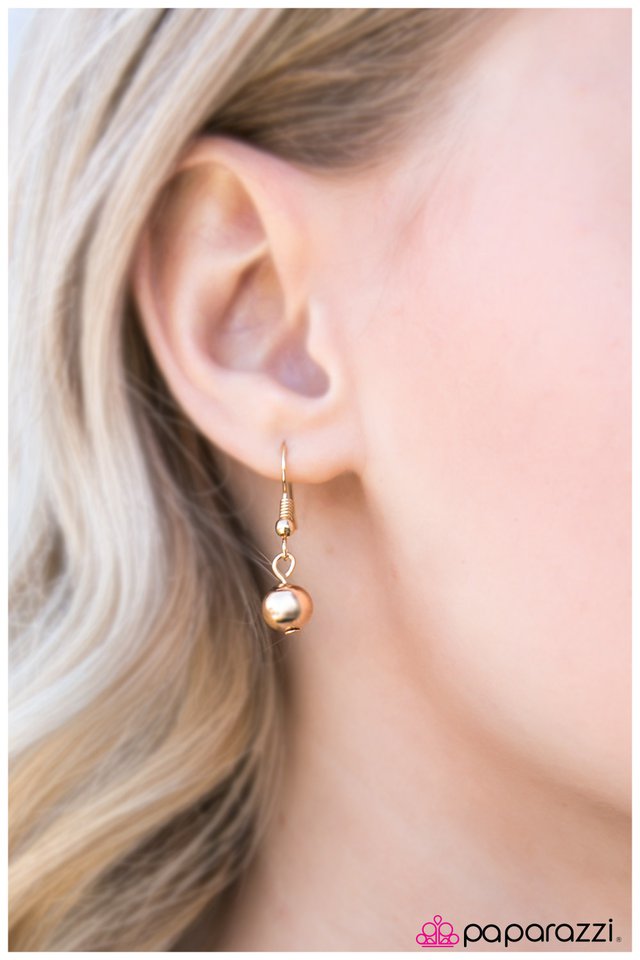 Paparazzi ♥ The TRIO Grande - Gold ♥ Necklace