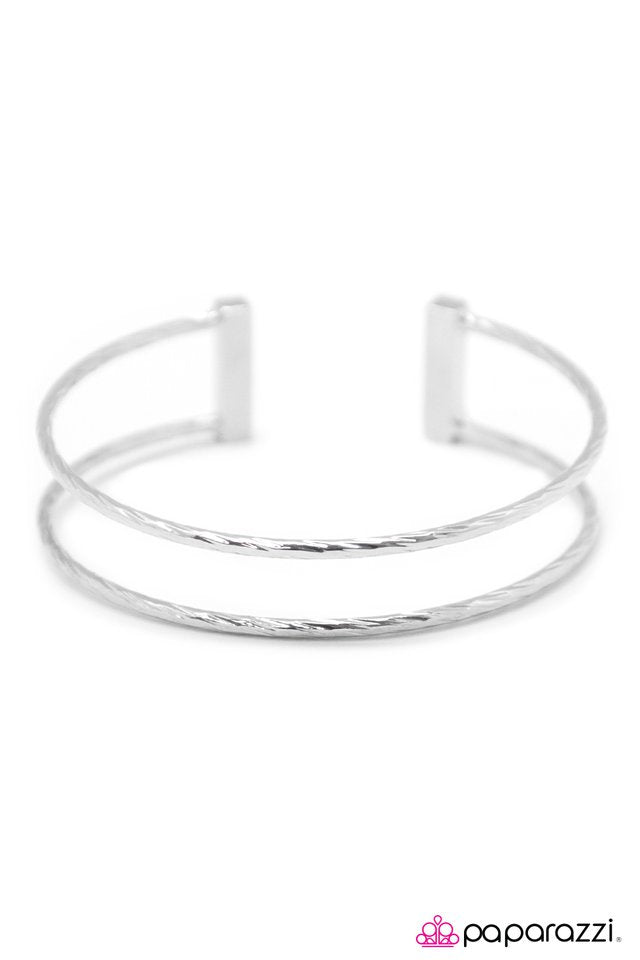 Paparazzi ♥ A Rare Treasure - Silver ♥ Bracelet