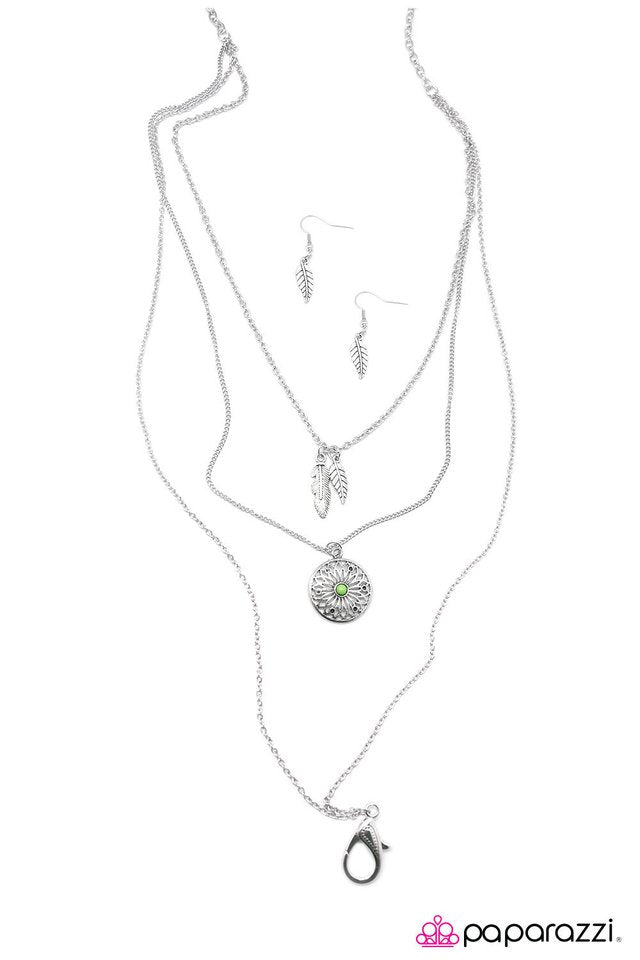 Paparazzi ♥ Sky-Pilot - Green ♥ Lanyard