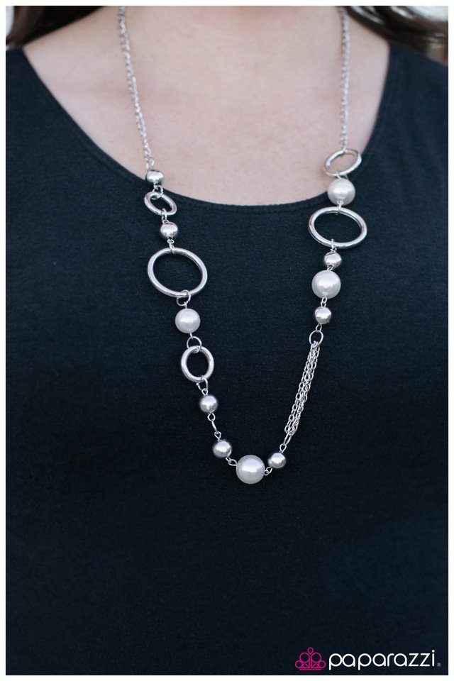 serendipitous-white-p2wh-wtxx-094xx