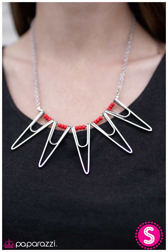 queen-of-the-jungle-red-p2tr-rdxx-040xx