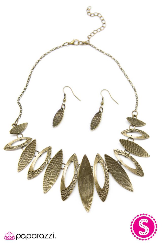 Paparazzi ♥ The Congo - Brass ♥ Necklace