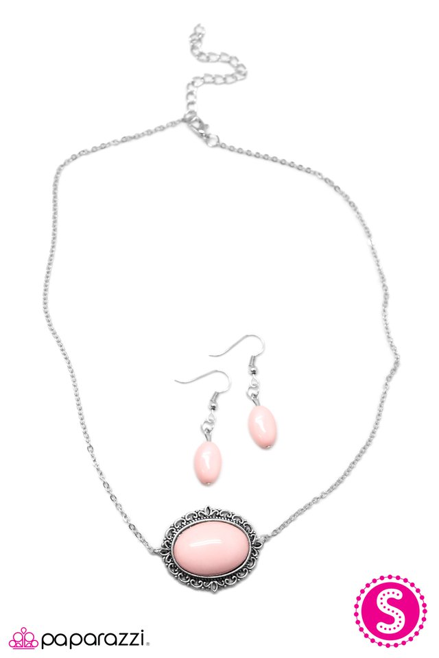 Paparazzi ♥ Veni, Vidi, Vici - Pink ♥ Necklace