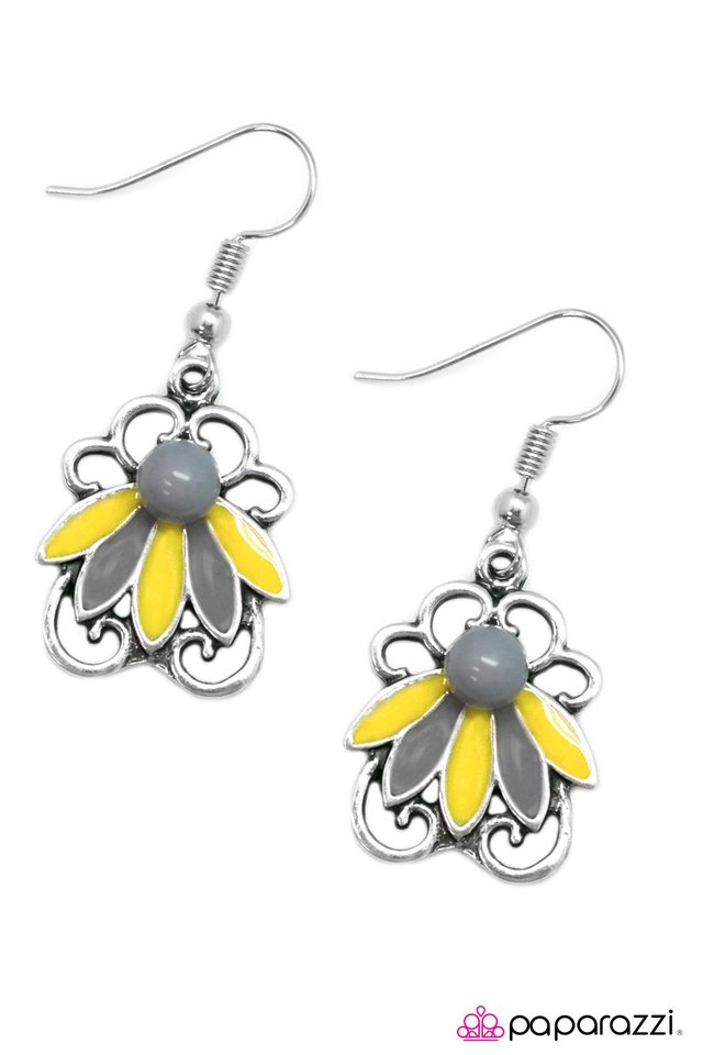 Paparazzi ♥ Renaissance Fair -  Multi ♥ Earrings