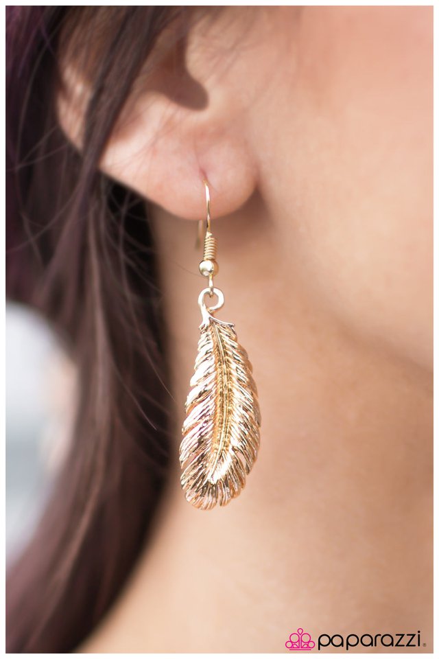 the-magic-feather-gold-p5se-gdxx-021xx
