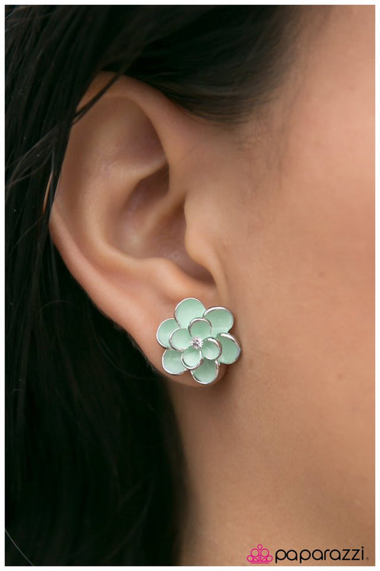 gardener-of-the-year-green-p5po-grxx-003xx