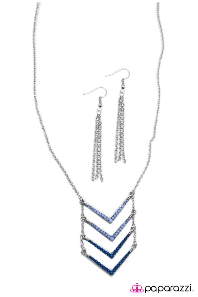 Paparazzi ♥ Make Your Point - Blue ♥ Necklace