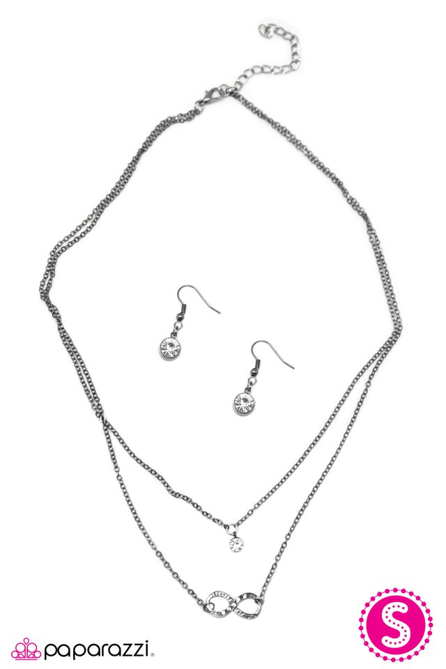 Paparazzi ♥ My Forever - Black ♥ Necklace
