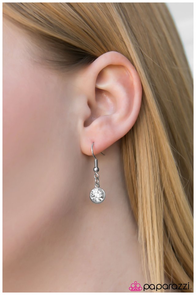 Paparazzi ♥ The Haves and The Have-Nots - White ♥ Necklace