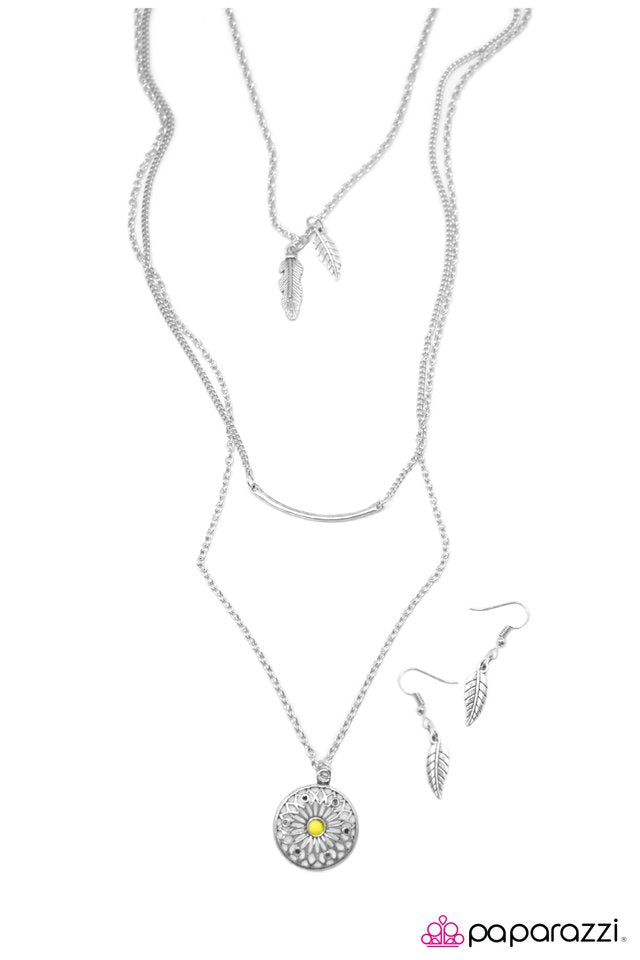 Paparazzi ♥ She Can Fly! - Yellow ♥ Necklace