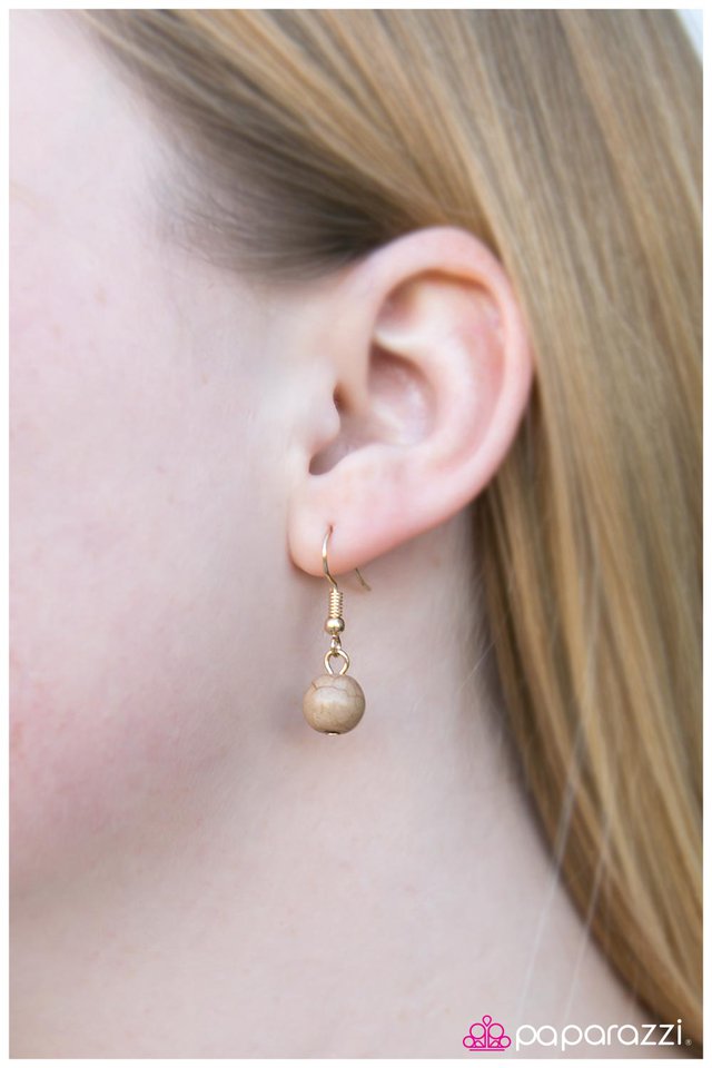 Paparazzi ♥ The Quest For Fire - Brown ♥ Necklace