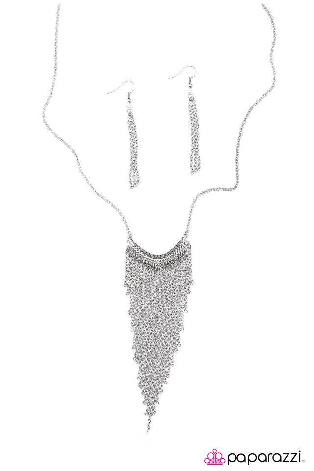 Paparazzi ♥ Out Of My Way! - Silver ♥ Necklace