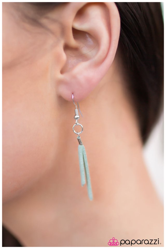 Paparazzi ♥ Pacific Crest Trail - Blue ♥ Necklace