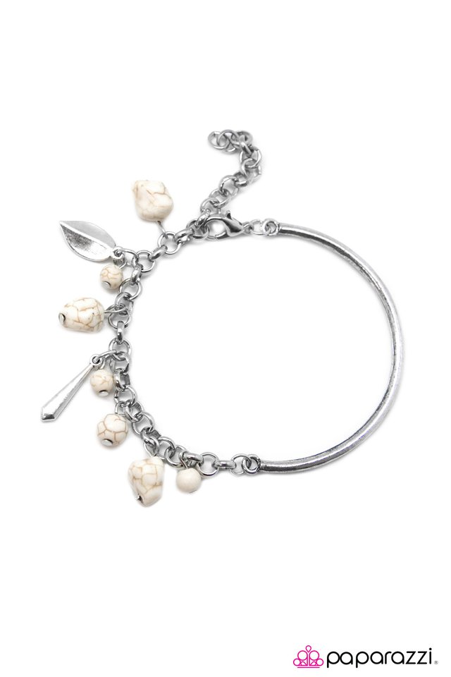 Paparazzi ♥ The Explorer - White ♥ Bracelet
