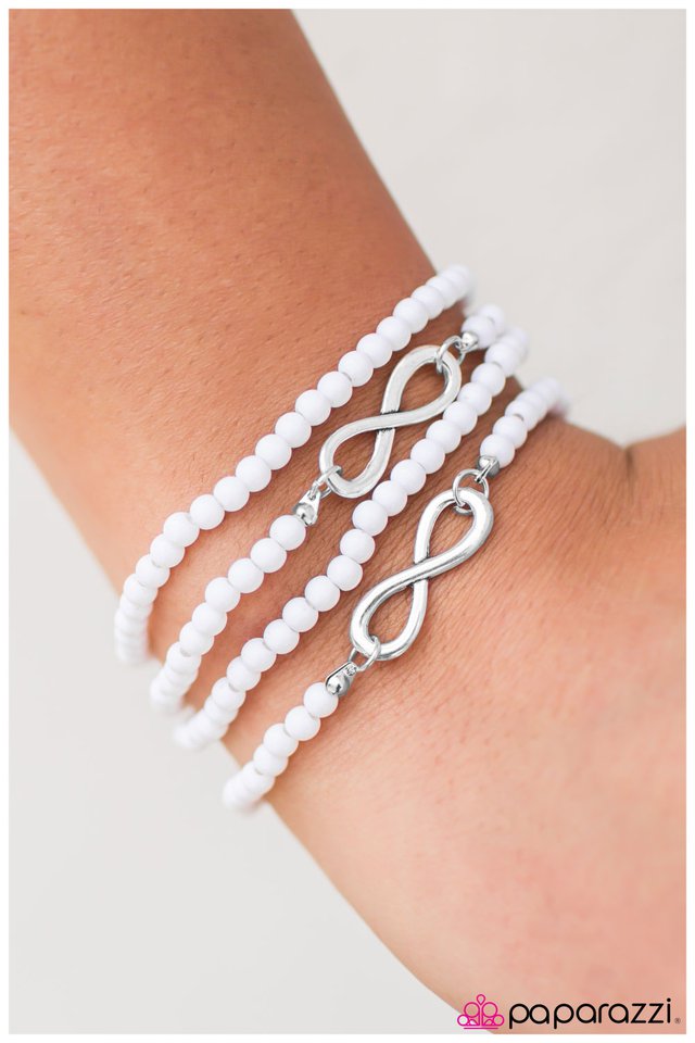 one-day-at-a-time-white-p9re-wtxx-054xx