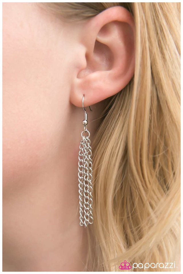 Paparazzi ♥ Hail To The CHIC - Green ♥ Necklace