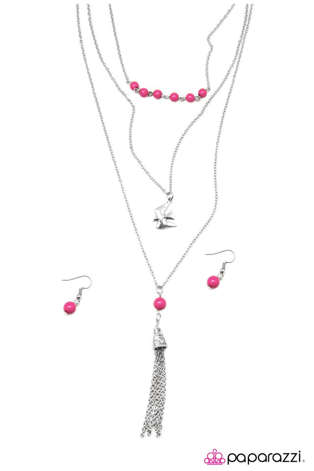Paparazzi ♥ The Songbird - Pink ♥ Necklace