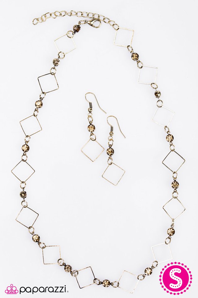 Paparazzi ♥ City Block - Brass ♥ Necklace