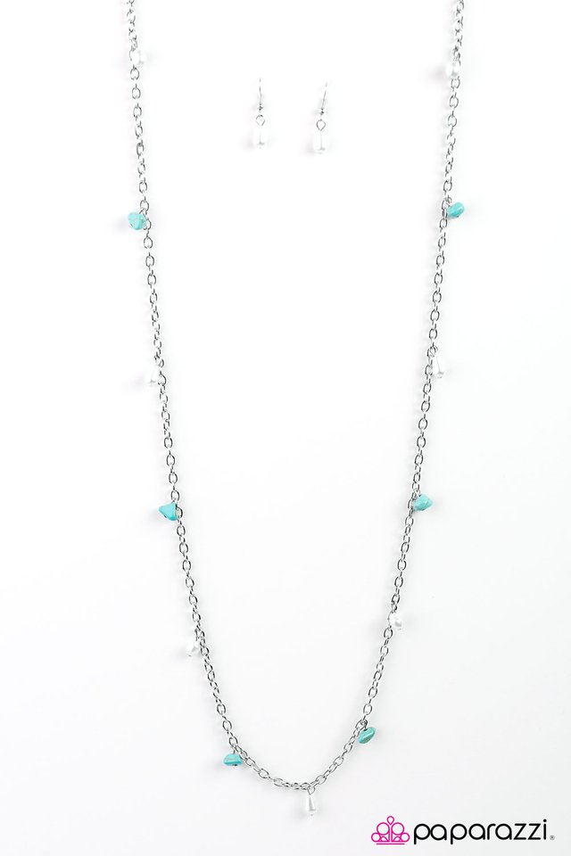 Paparazzi ♥ Canyon Cabaret - Blue ♥ Necklace