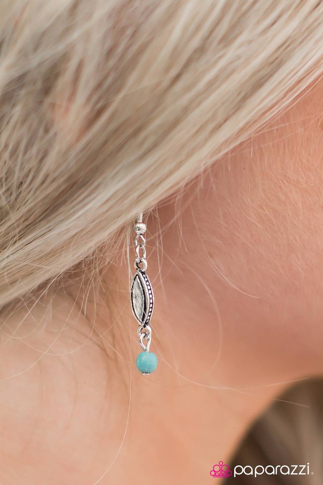 Paparazzi ♥ Rural Radiance - Blue ♥ Necklace