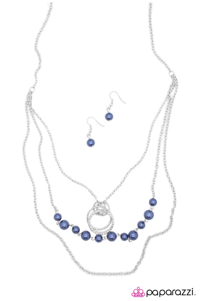 Paparazzi ♥ I Can See Your Halo - Blue ♥ Necklace