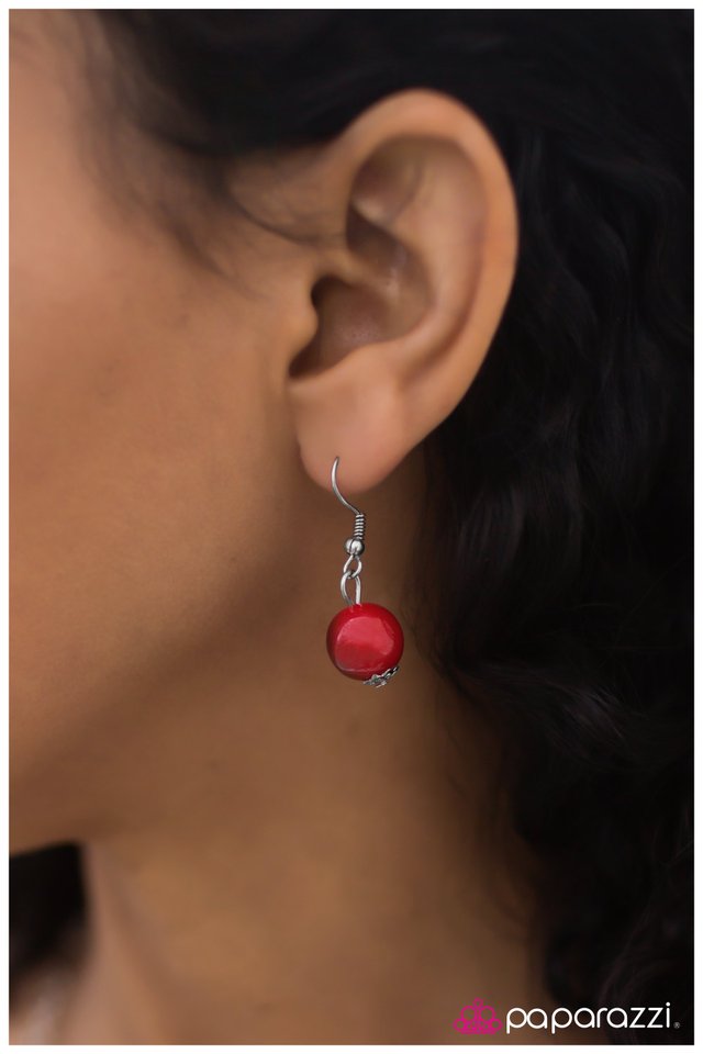 Paparazzi ♥ Betwixt - Red ♥ Necklace