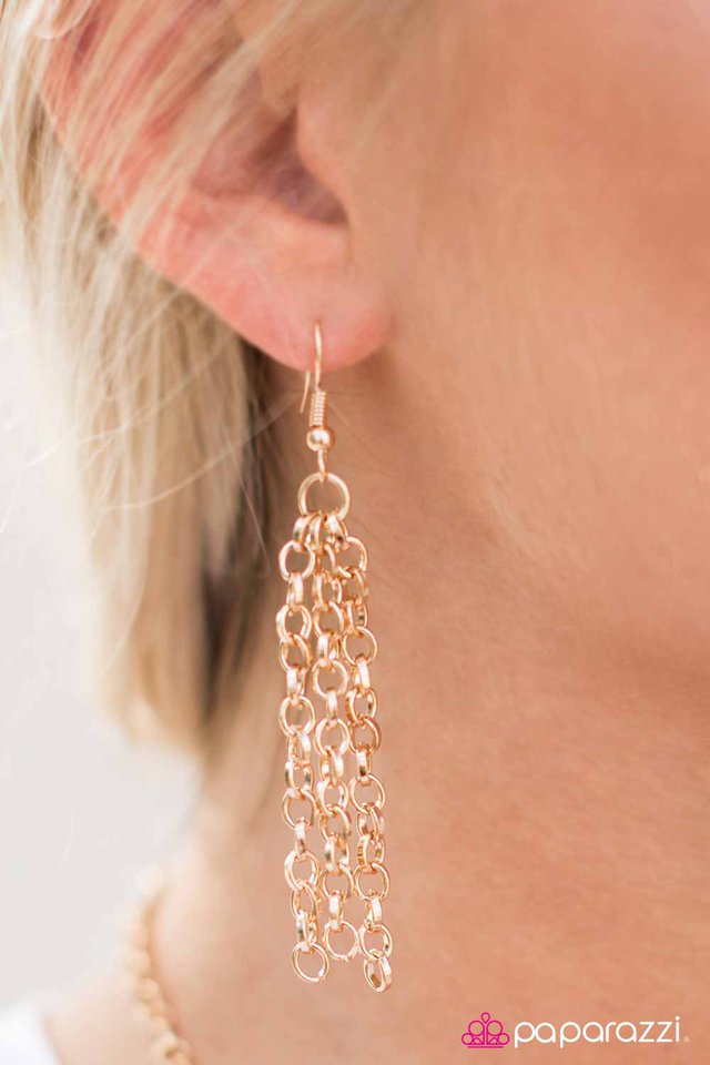 Paparazzi ♥ Moon Child - Gold ♥ Necklace