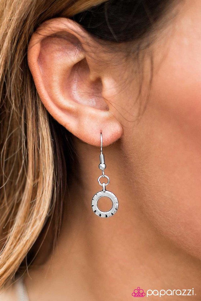 Paparazzi ♥ Top Gear - Pink ♥ Necklace