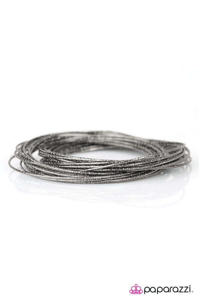 Paparazzi ♥ I Sweat Glitter - Black ♥ Bracelet