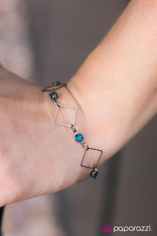 new-girl-on-the-block-blue-p9da-blxx-029lc