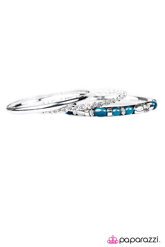Paparazzi ♥ Beach Lounge - Blue ♥ Bracelet