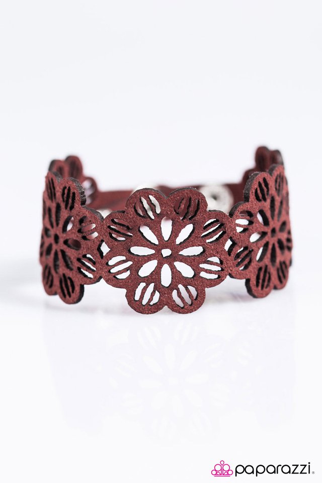 Paparazzi ♥ Daisy Days - Red ♥ Bracelet
