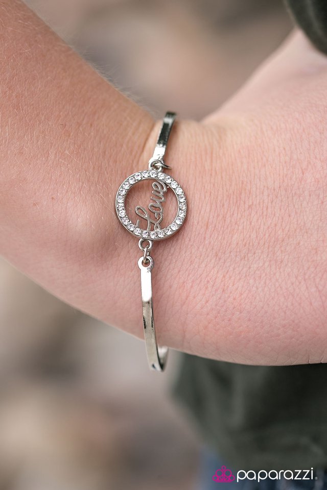 love-your-story-white-p9da-wtxx-043xx