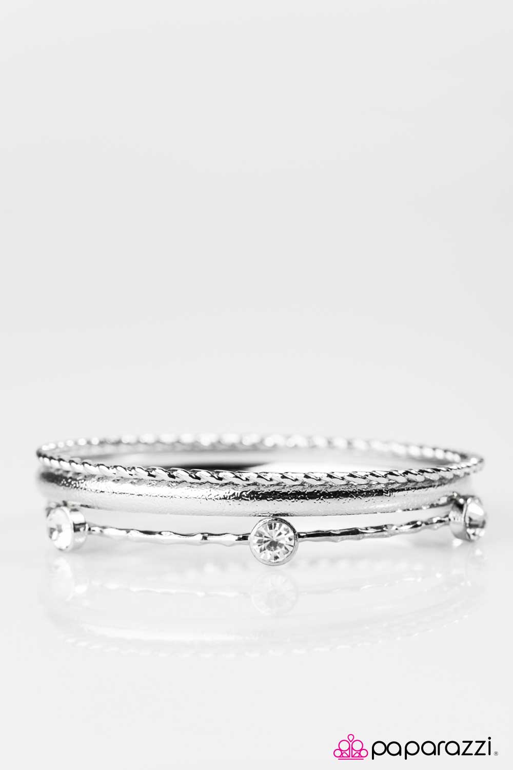 Paparazzi ♥ Glitter is My Signature Color - White ♥  Bracelet