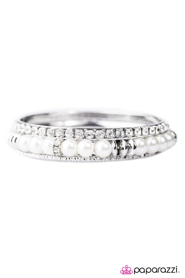 Paparazzi ♥ Read The REFINED Print - White ♥ Bracelet