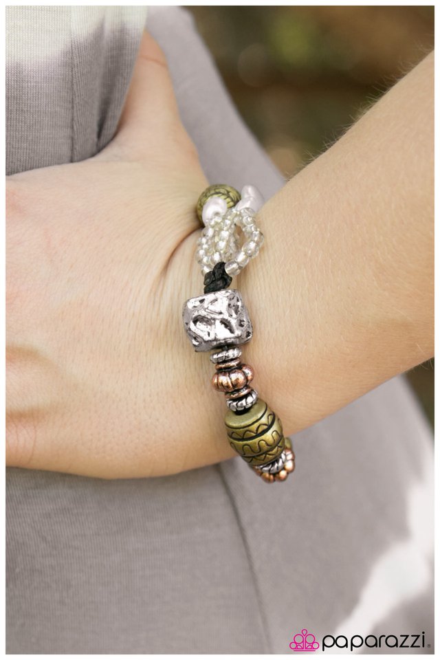 nirvana-white-p9tr-wtxx-023xx