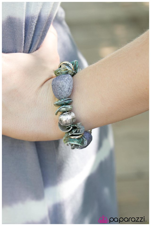 shelling-it-out-white-p9se-wtxx-057xx