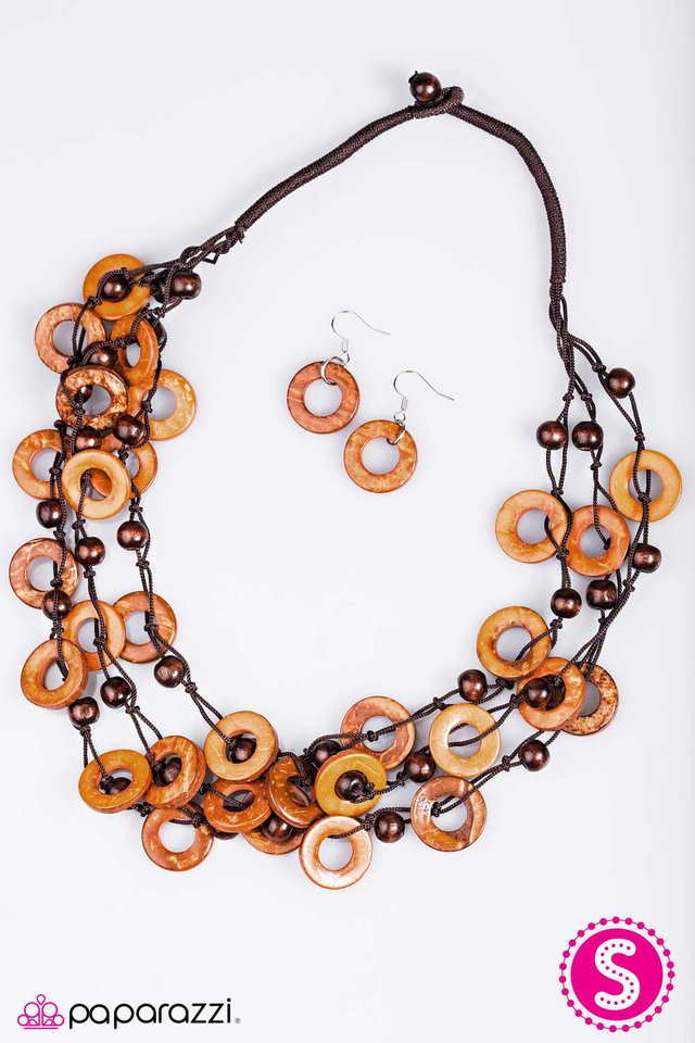 Paparazzi ♥ Catch and Release - Orange ♥ Necklace