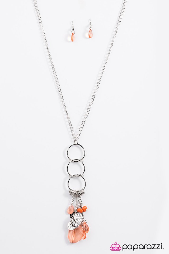 Paparazzi ♥ Fall In Line - Orange ♥ Necklace