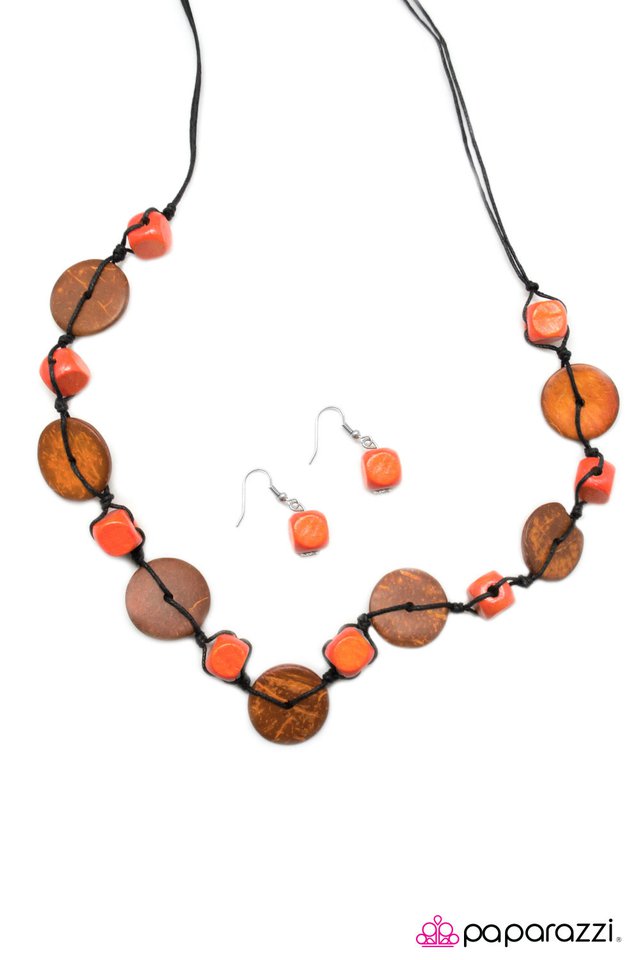 Paparazzi ♥ Boardwalk Beauty 2 - Orange ♥ Necklace