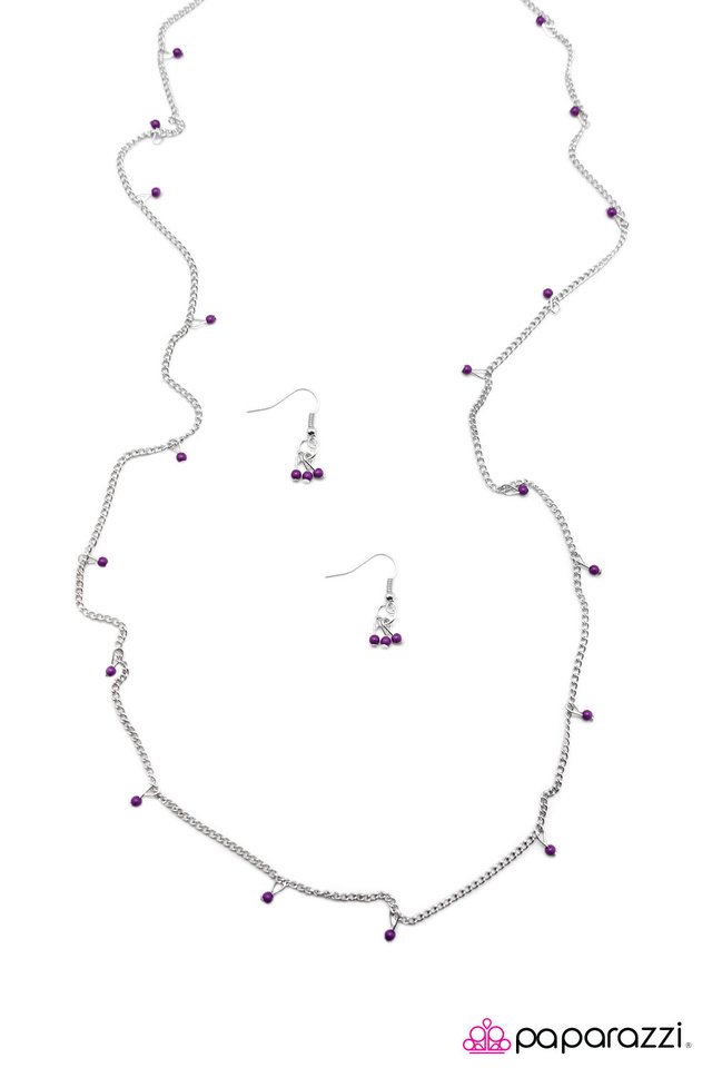 Paparazzi ♥ Small Town Girl - Purple ♥ Necklace