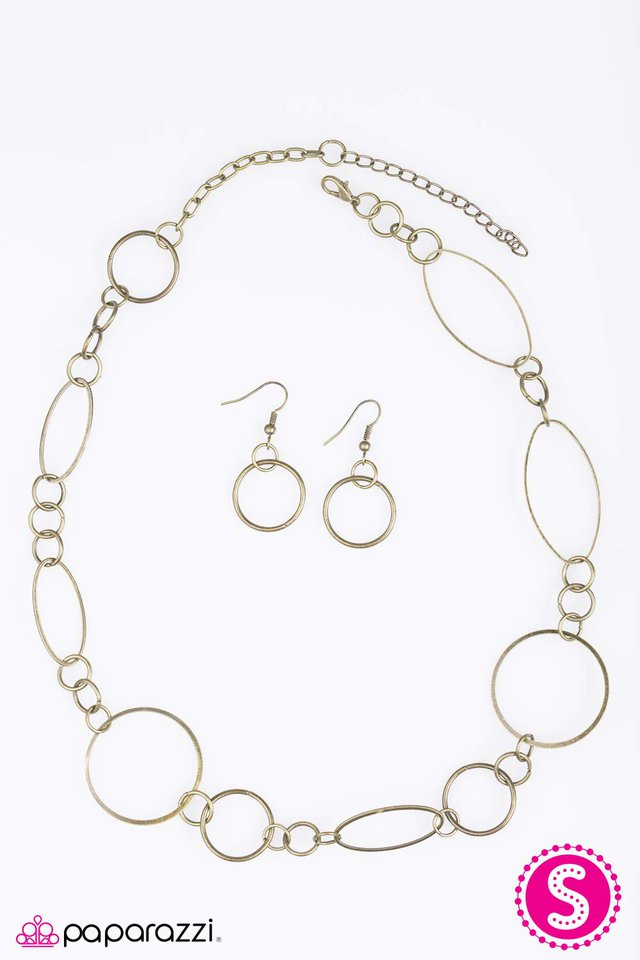 Paparazzi ♥ Jump Around - Brass ♥ Necklace