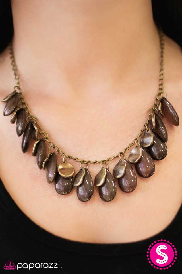 drops-in-the-ocean-brass-p2wh-brxx-055xx