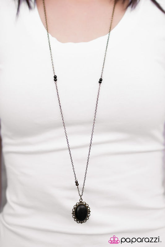 queen-of-the-stone-age-p2se-brbk-050xx