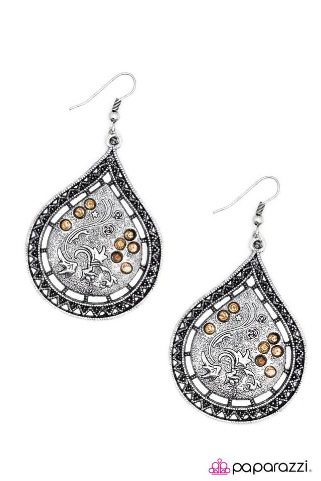 Paparazzi ♥ Morning Dew - Brown ♥ Earrings