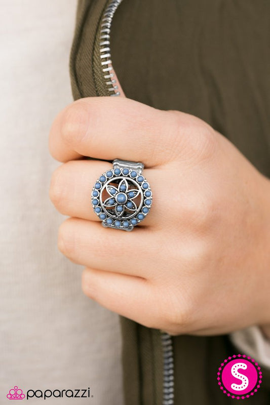 you-drive-me-daisy-blue-p4se-blxx-060xx