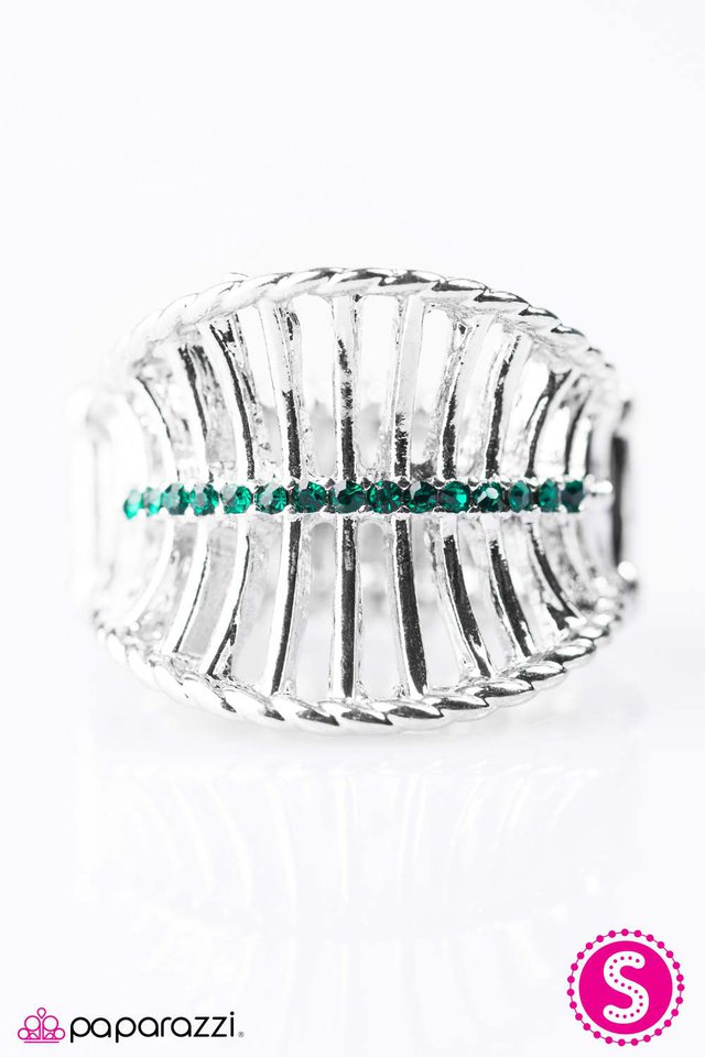 Paparazzi ♥ Diamond Corsets - Green ♥ Ring